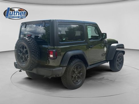 Used 2022 Jeep Wrangler Sport AWD/4WD image 5