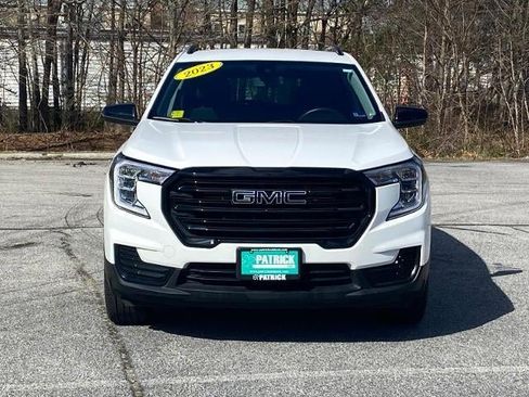 Used 2023 GMC Terrain SLE w/ Driver Convenience Package AWD/4WD image 6