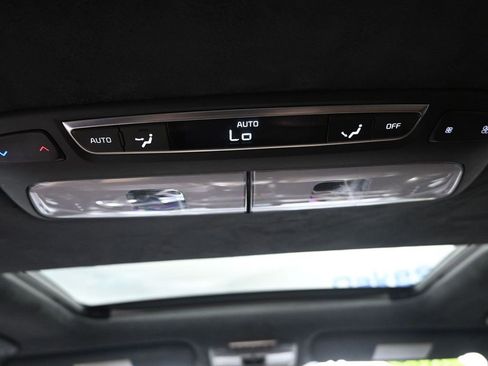 Used 2020 Kia Telluride SX w/ SX Prestige Package image 35