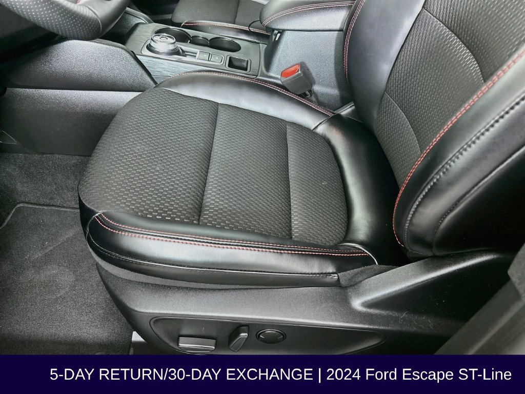 Used 2024 Ford Escape ST-Line w/ Tech Pack #1 FWD image 24