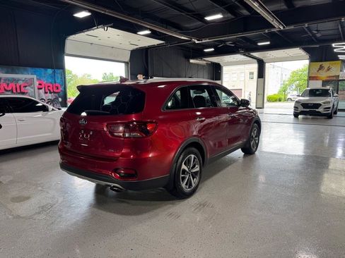 Used 2019 Kia Sorento EX AWD/4WD image 5