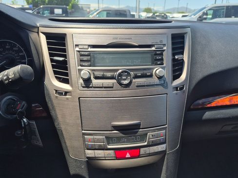Used 2011 Subaru Outback 3.6R Limited w/ PWR Moonroof Pkg AWD/4WD image 25