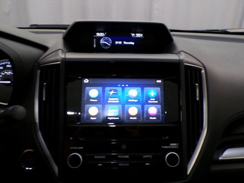 Used 2023 Subaru Forester Premium image 24