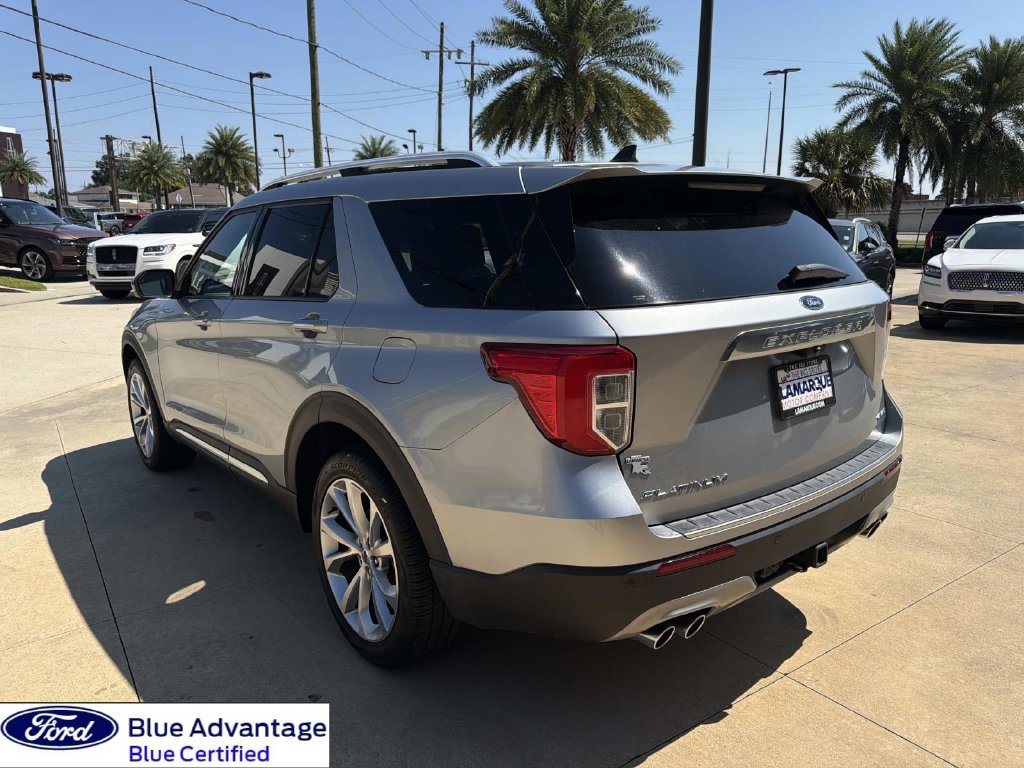 Certified 2023 Ford Explorer Platinum w/ Technology Package AWD/4WD image 7