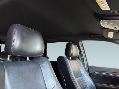 Used 2016 Jeep Grand Cherokee Limited RWD image 25