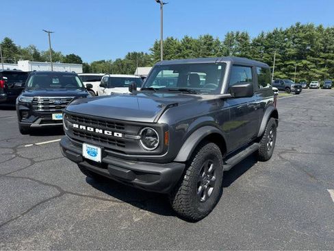 Certified 2025 Ford Bronco 2-Door AWD/4WD image 1
