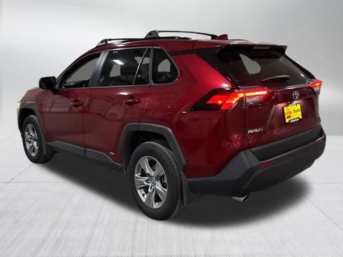 Certified 2025 Toyota RAV4 LE AWD/4WD image 4