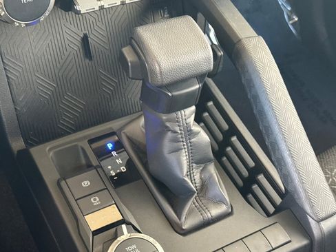 Certified 2025 Toyota 4Runner SR5 image 26