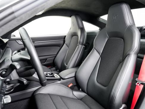 Certified 2024 Porsche 911 GT3 RWD image 5