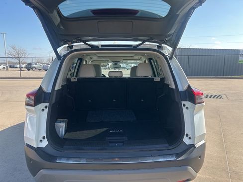 Certified 2021 Nissan Rogue SL w/ Premium Package image 11