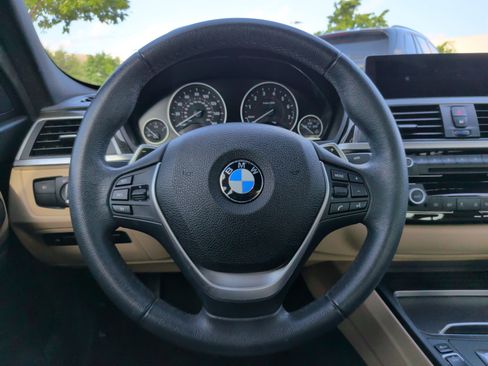Used 2018 BMW 330i Sedan RWD image 20