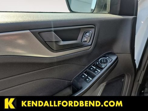 Certified 2024 Ford Escape Active AWD/4WD image 10