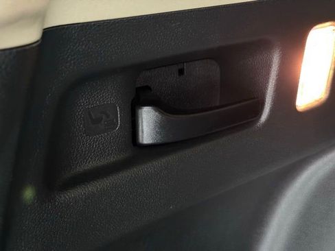 Used 2020 Honda CR-V EX-L image 6