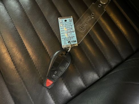 Used 2013 Dodge Challenger R/T Plus image 70