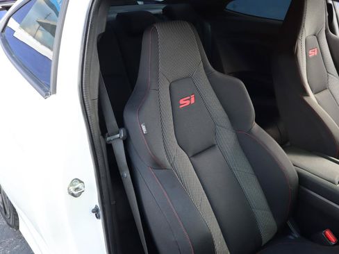 Used 2018 Honda Civic Si image 16