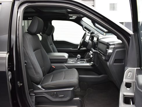 Used 2022 Ford F150 XLT w/ Equipment Group 302A High image 12