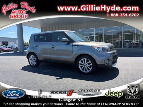 Used 2018 Kia Soul + FWD image 1
