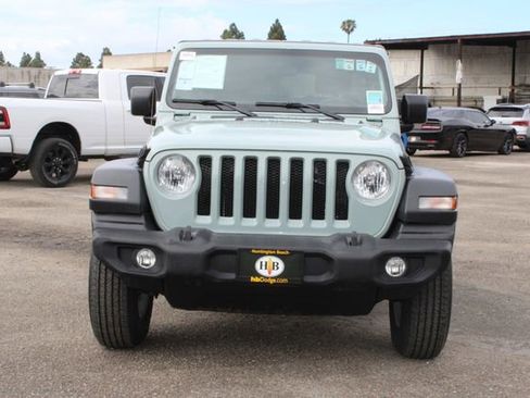 Used 2023 Jeep Wrangler Sport S image 2