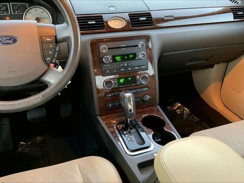 Used 2009 Ford Taurus Limited image 6