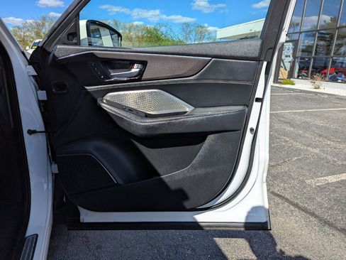 Used 2022 Acura MDX SH-AWD w/ Advance Package image 32