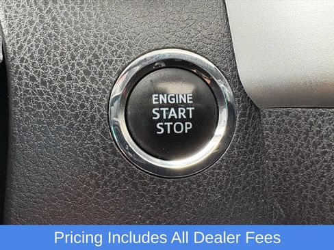 Used 2019 Toyota Highlander XLE AWD/4WD image 15