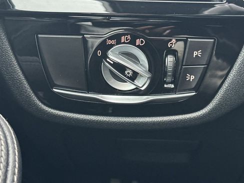 Used 2021 BMW 540i w/ M Sport Package image 27