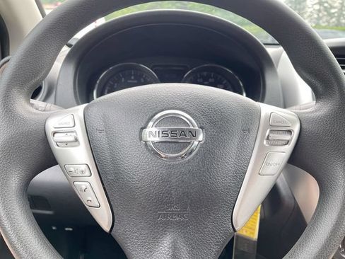 Used 2017 Nissan Versa SV FWD image 12