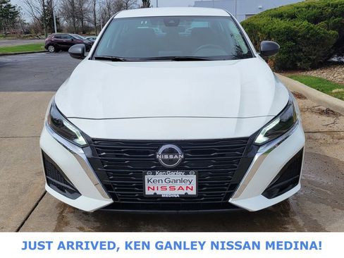 Certified 2025 Nissan Altima 2.5 SV image 8