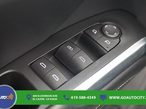 Used 2024 Chevrolet Traverse LT w/ Midnight/Sport Edition FWD image 19