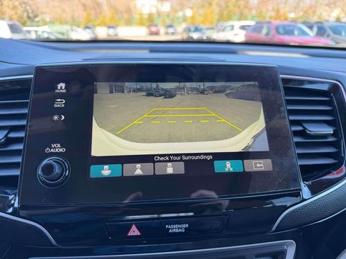 Used 2021 Honda Pilot Touring image 28