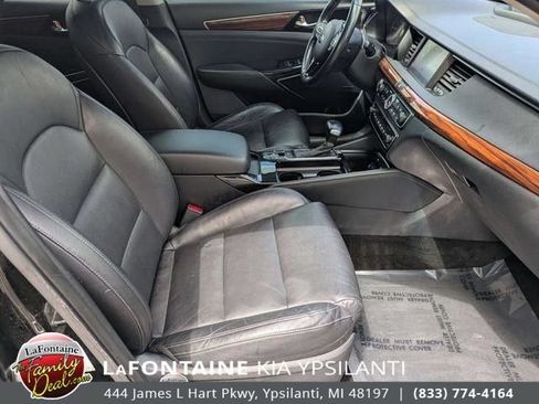 Used 2019 Kia Cadenza Technology FWD image 32