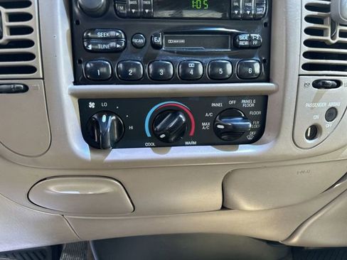 Used 2000 Ford F150 XLT RWD image 18