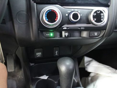 Used 2020 Honda Fit LX image 20