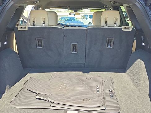 Used 2018 Cadillac XT5 FWD image 27