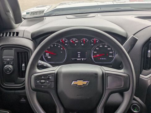Used 2022 Chevrolet Silverado 1500 Custom image 22