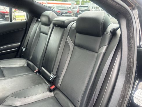 Used 2021 Dodge Charger SXT w/ Leather Interior Group RWD image 38