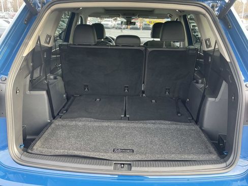 Certified 2025 Volkswagen Atlas SEL image 10