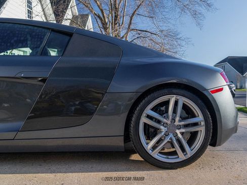 Used 2014 Audi R8 V8 image 5