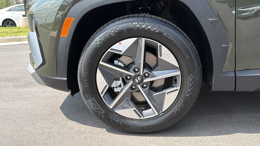 New 2026 Hyundai Tucson SEL Plus FWD image 13