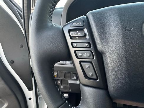 New 2026 Nissan Frontier SV w/ SV Convenience Package image 16