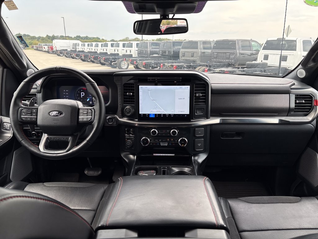 Used 2025 Ford F150 Raptor AWD/4WD image 17