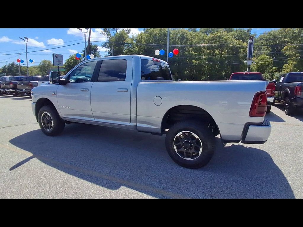 Used 2026 RAM 2500 Laramie AWD/4WD image 6