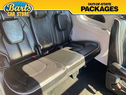 Used 2024 Chrysler Pacifica Limited FWD image 10