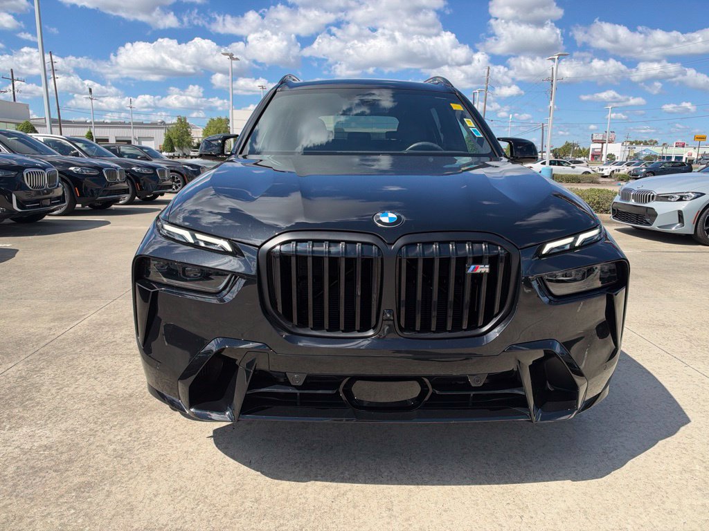 Certified 2026 BMW X7 M60i AWD/4WD image 8