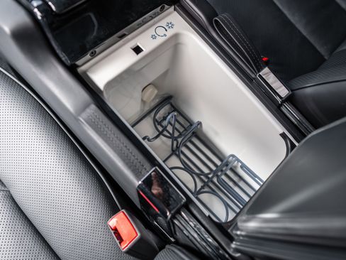 Used 2009 Maybach 57 S image 30