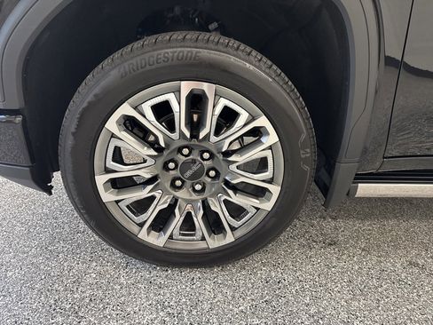 Used 2025 GMC Sierra 1500 Denali Ultimate image 31