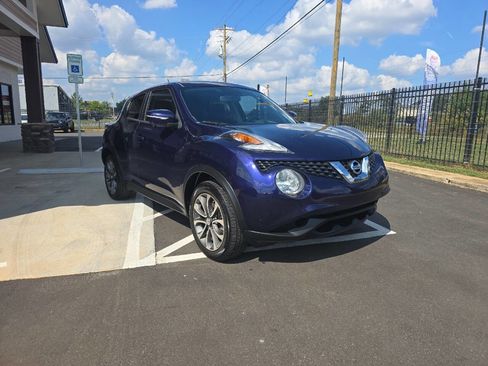 Used 2017 Nissan Juke SV w/ Technology Package image 8