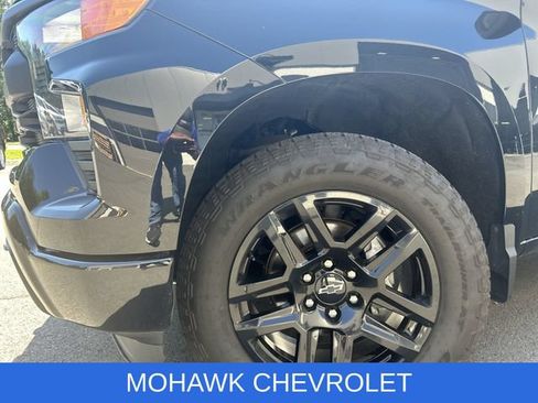 Used 2022 Chevrolet Silverado 1500 Custom AWD/4WD image 33