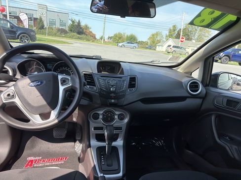 Used 2018 Ford Fiesta SE FWD image 14