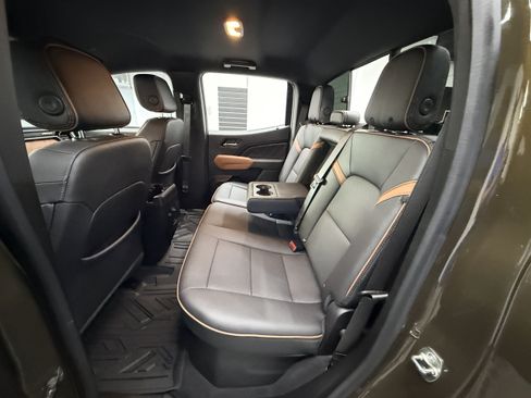 Used 2024 GMC Canyon AT4 w/ AT4 Premium Package AWD/4WD image 24